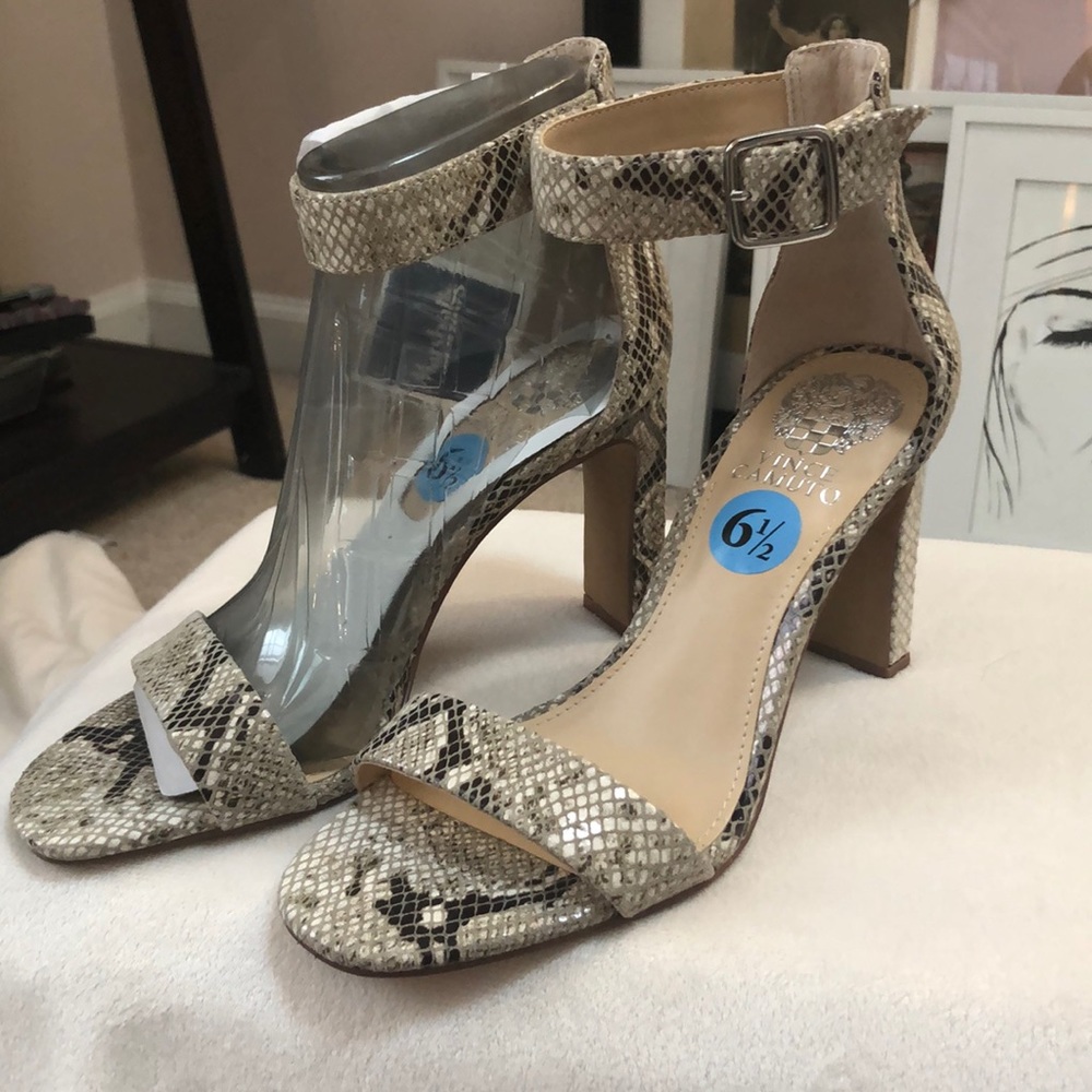 Vince Camuto VP Bendiva heel sandal